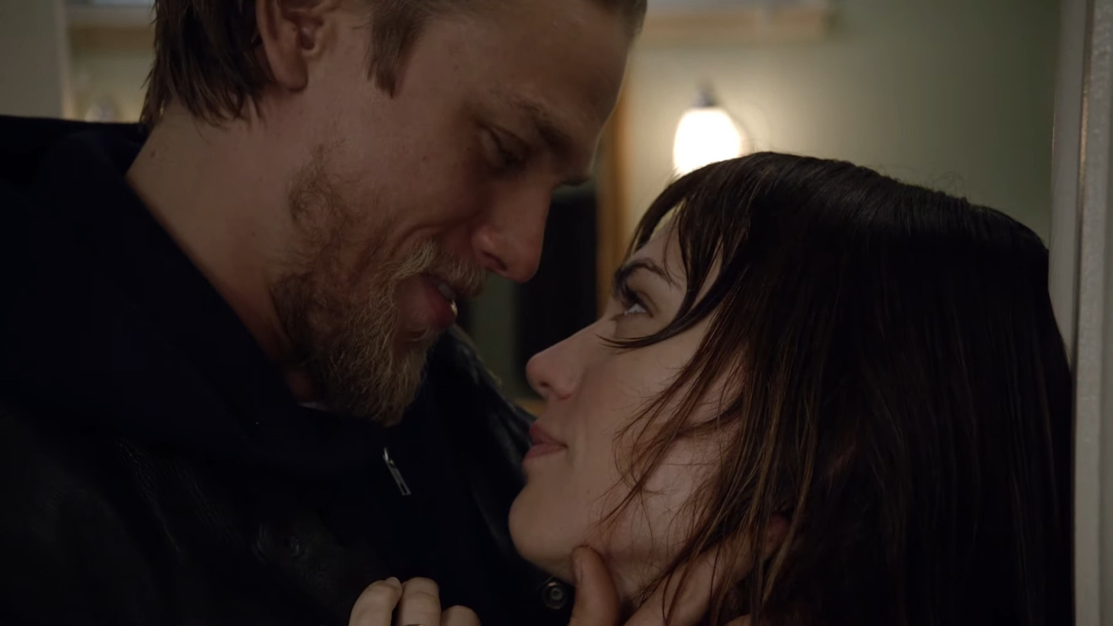 dhawal momaya recommends charlie hunnam maggie siff pic