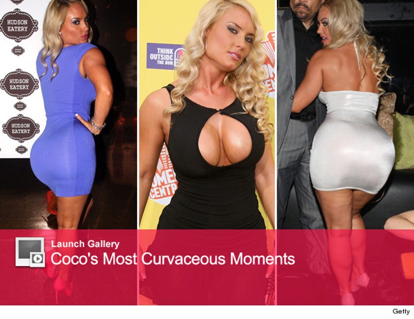 danielle weigold add coco austin ass photo