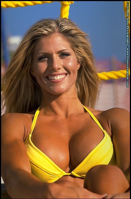 doug burger share torrie wilson naked pic photos