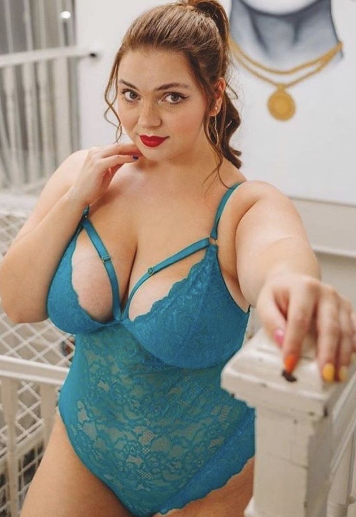 Sexy Full Figured Woman eat milk