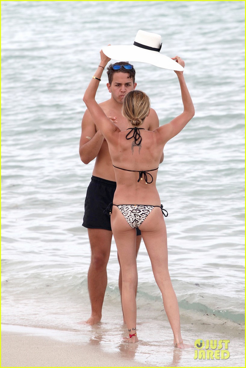 Best of Emily bett rickards nude photos