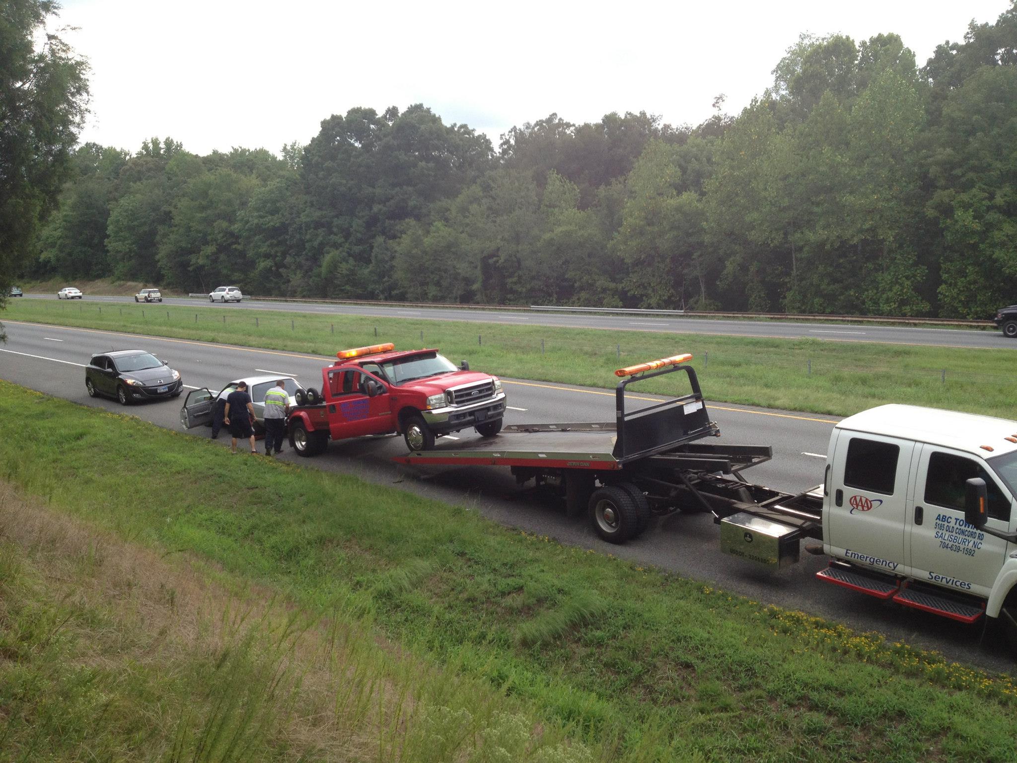 dominique johns share bad tow truck full photos