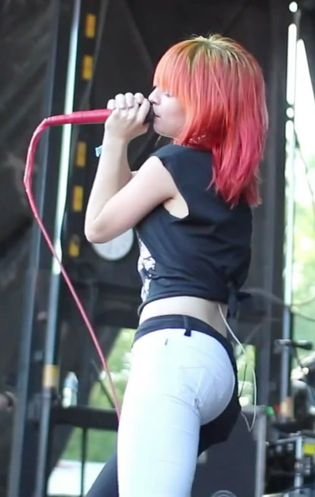 ashanti ramsey recommends Hayley Williams Ass