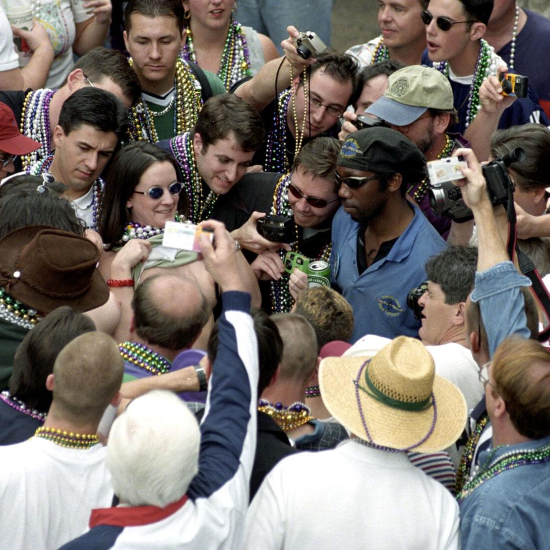 flashing at mardi gras