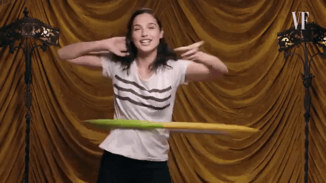amishi sanghvi recommends Gal Gadot Spin Gif