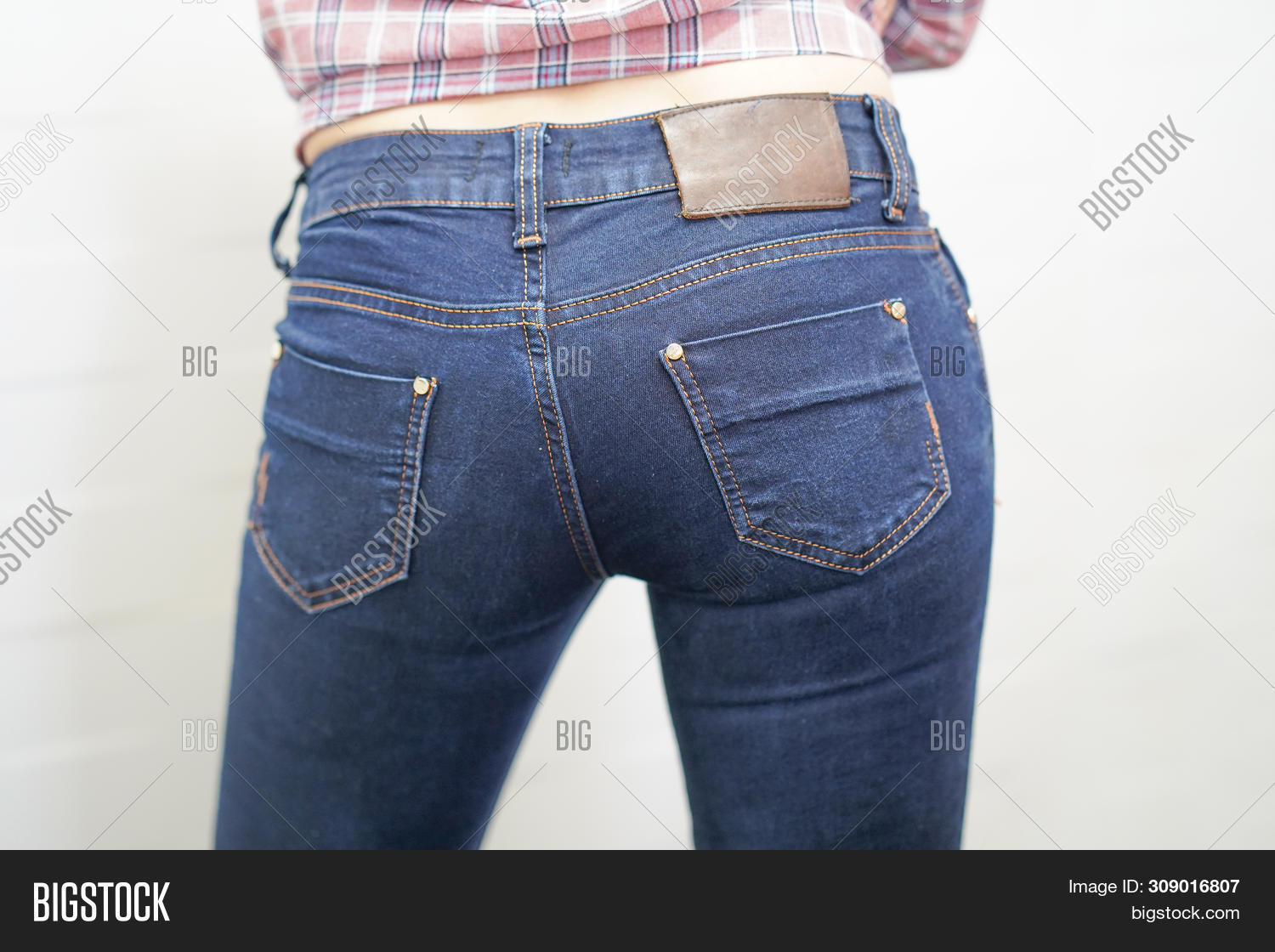Hot Ass In Jeans strapon cum