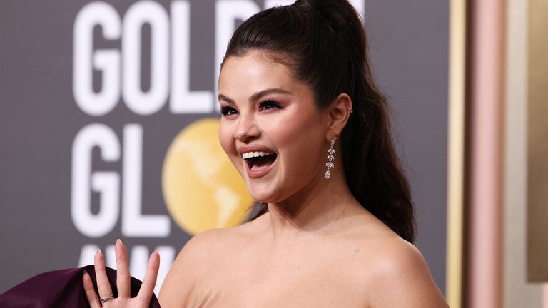 is selena gomez bisexual