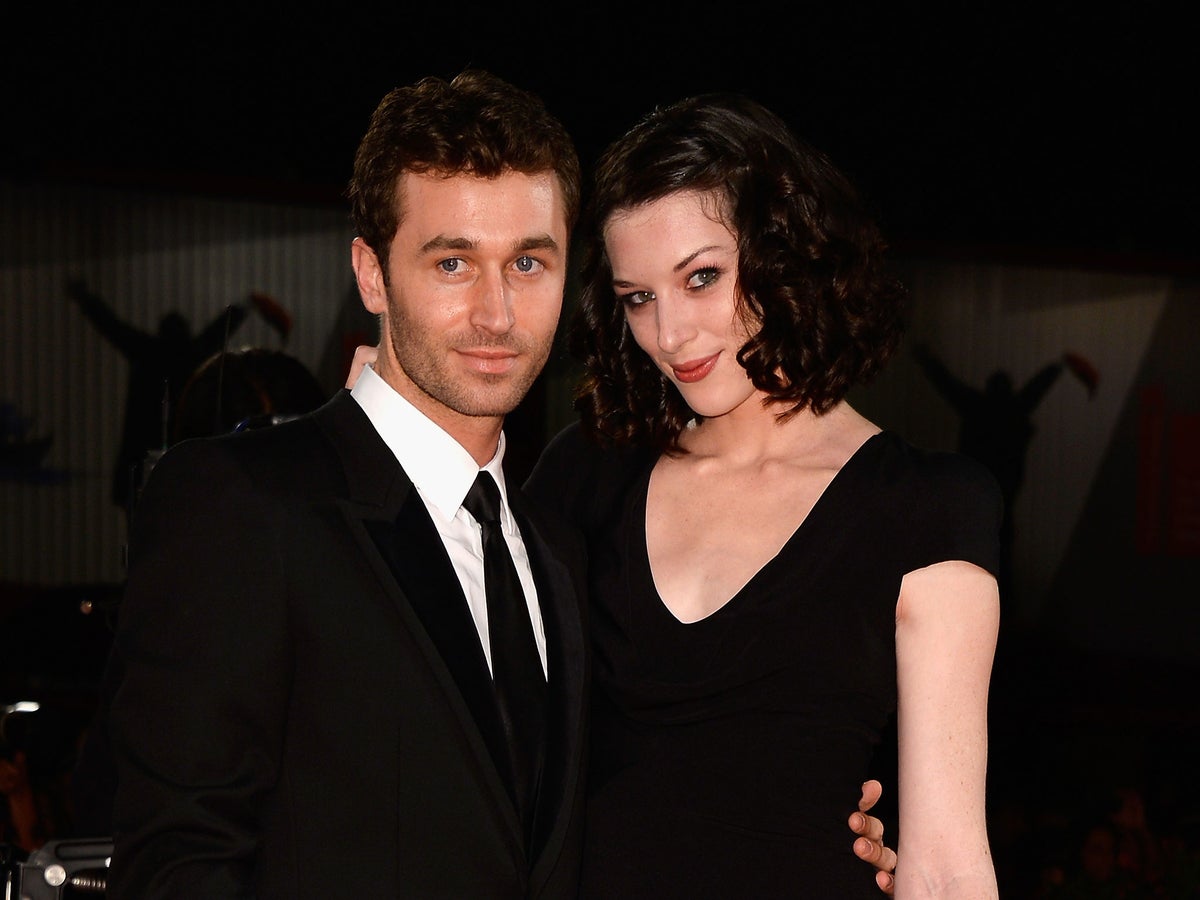 annie bilbao share james deen fan porn photos