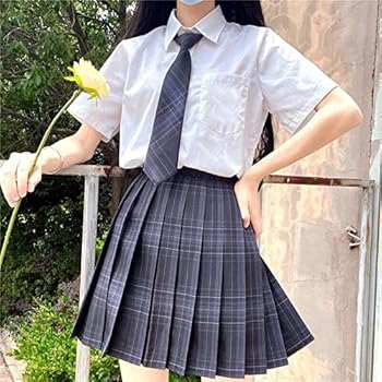 Japanese School Uniform Upskirt in dinslaken