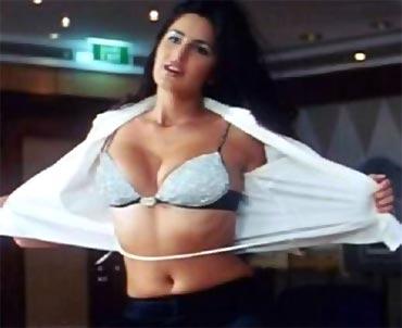 agus zainuddin recommends Katrina Kaif Sexy Movie