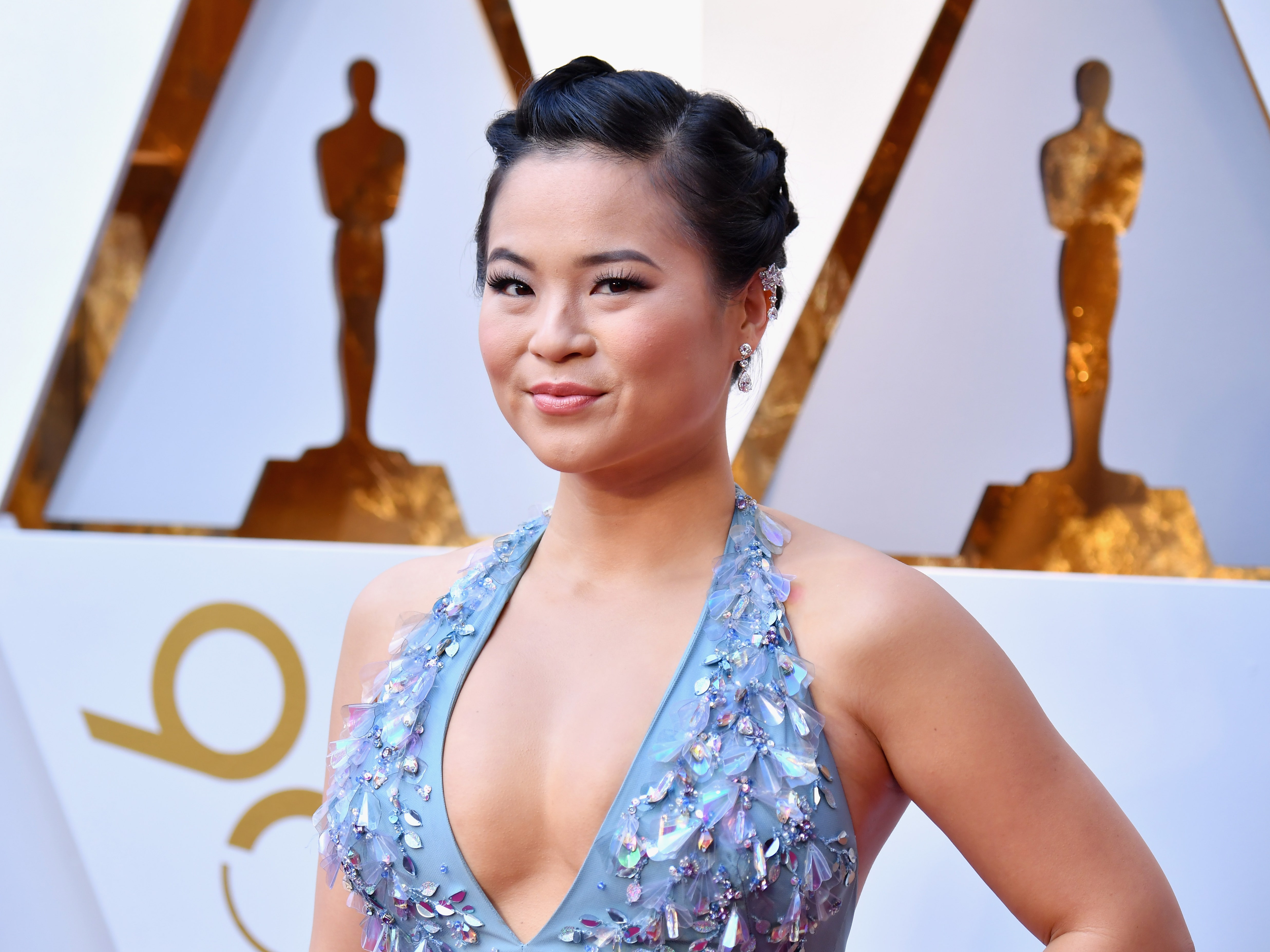 Kelly Marie Tran Sexy reporter news