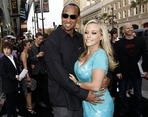 cristiano r santos aveiro recommends kendra wilkinson porn movie pic