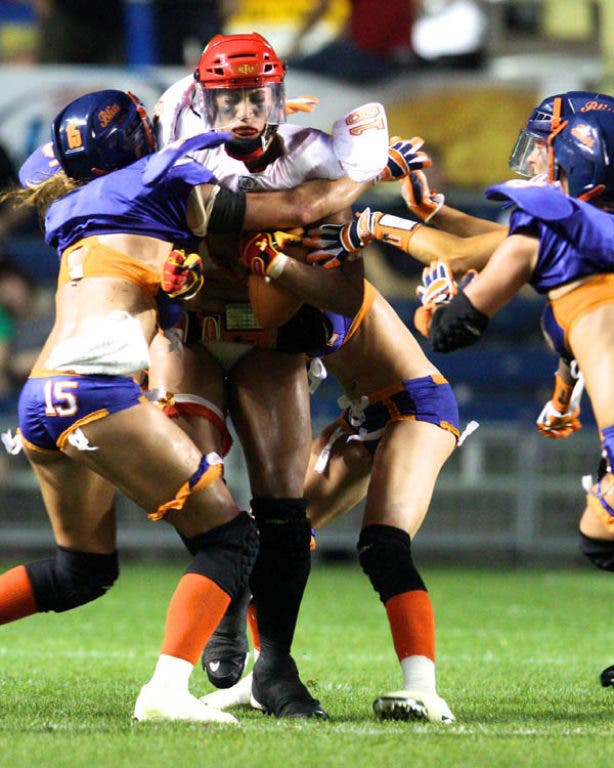 carlos garica recommends Lfl Wardrobe Malfunctions