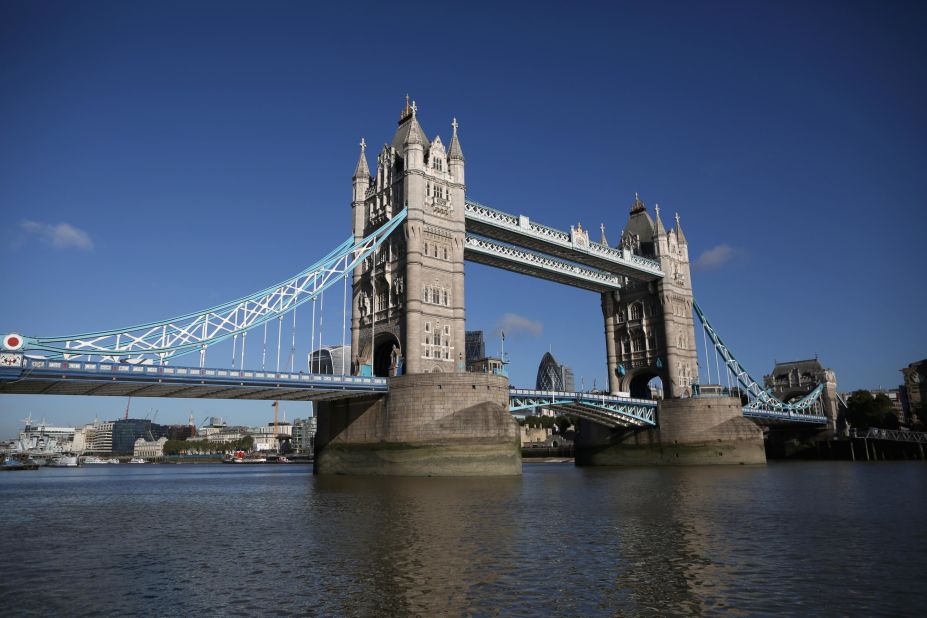 daisy mendes recommends London Bridge Sex Act