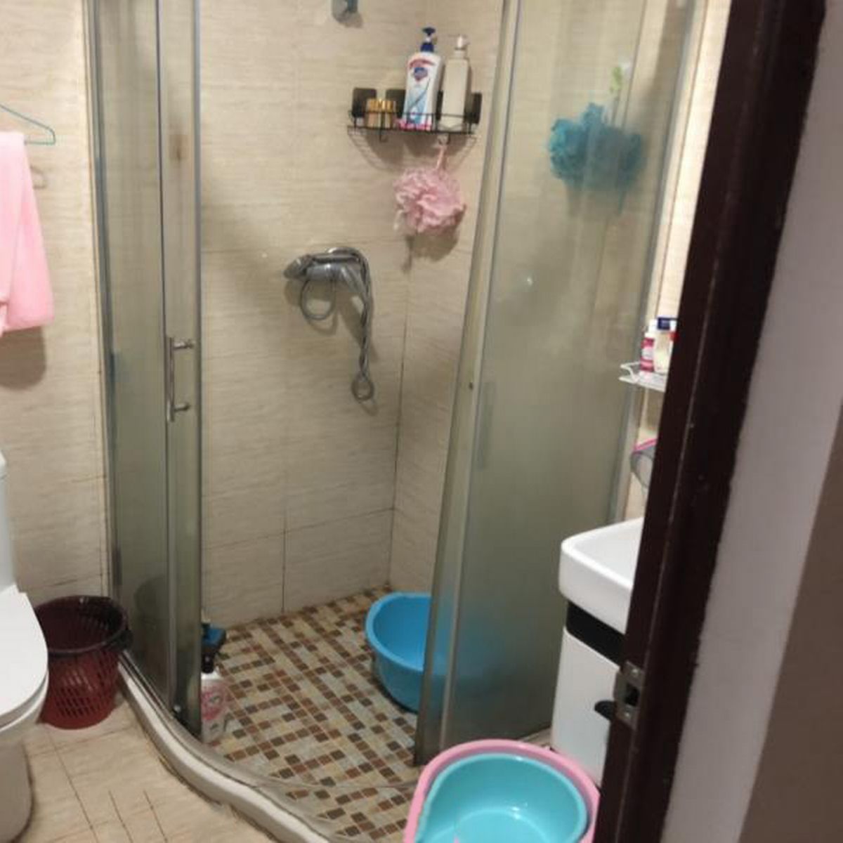 arter cruz share mens bathroom spy cam photos