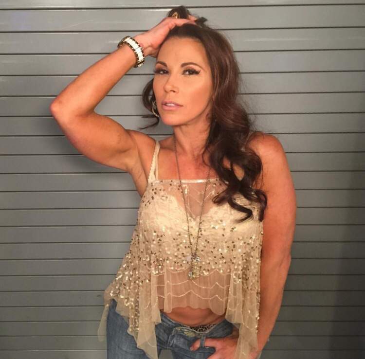 ben dagostino recommends Mickie James Sexy