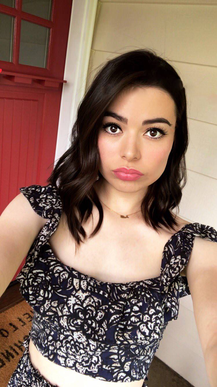 miranda cosgrove its good pussy