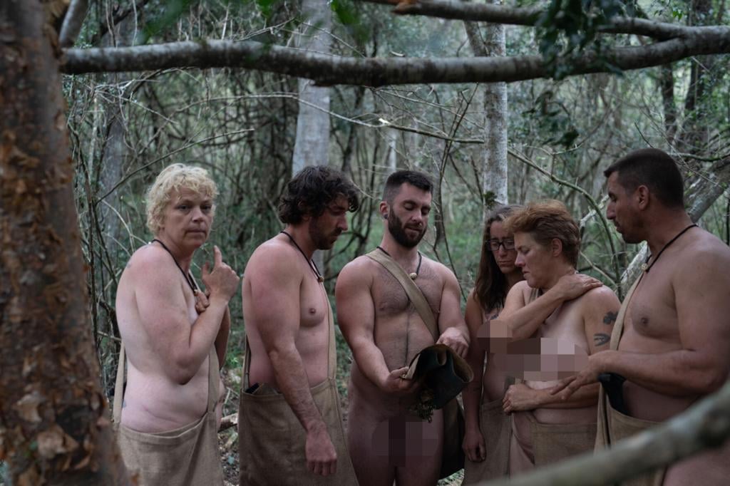 amiruddin zakaria recommends naked and afraid unconcerned pic