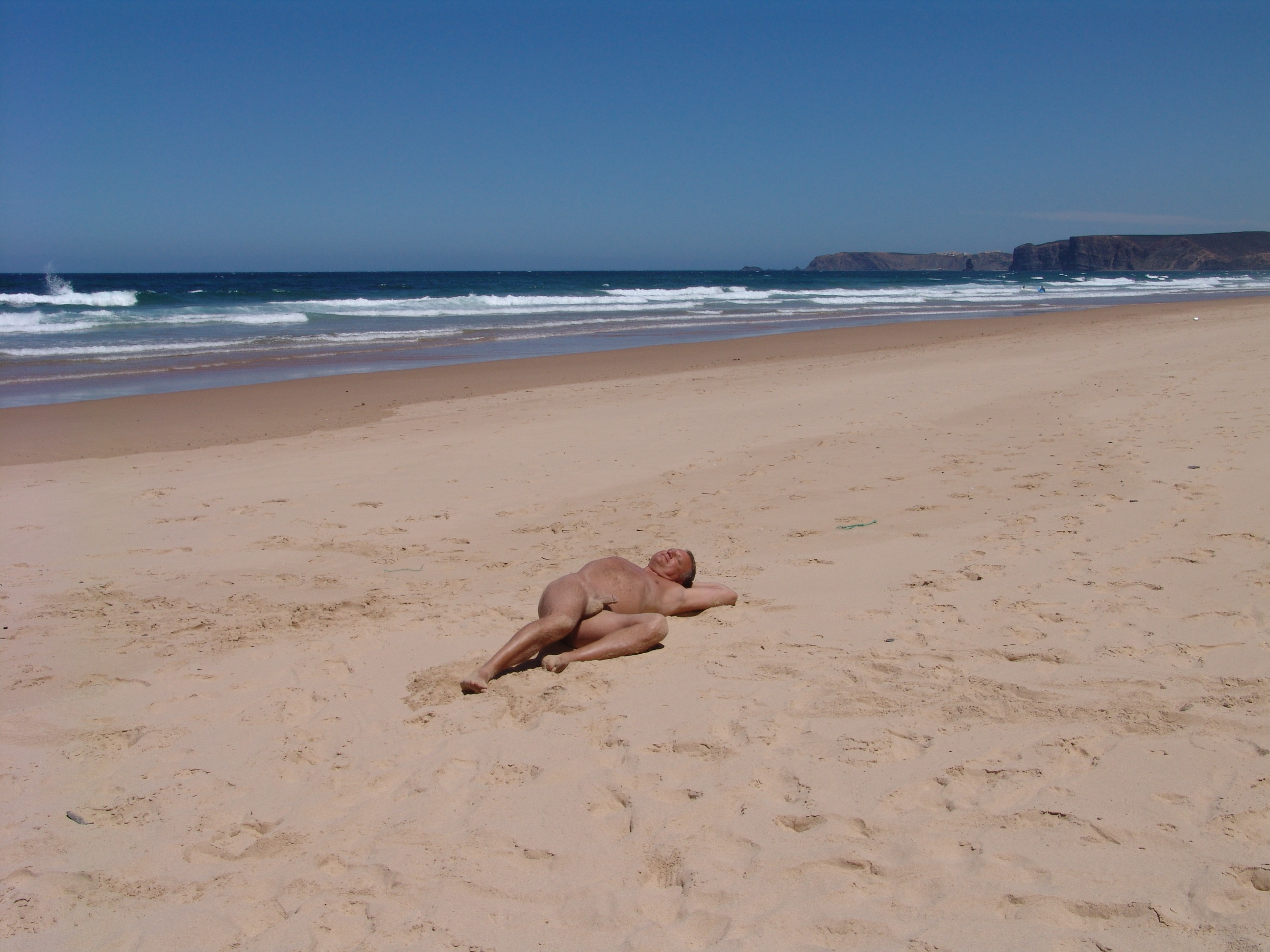 naked beach images