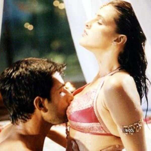 Neha Dhupia Hot Scenes id uptdleo