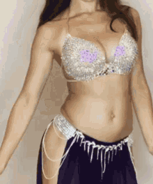 crissie dixon recommends nude belly dance gif pic