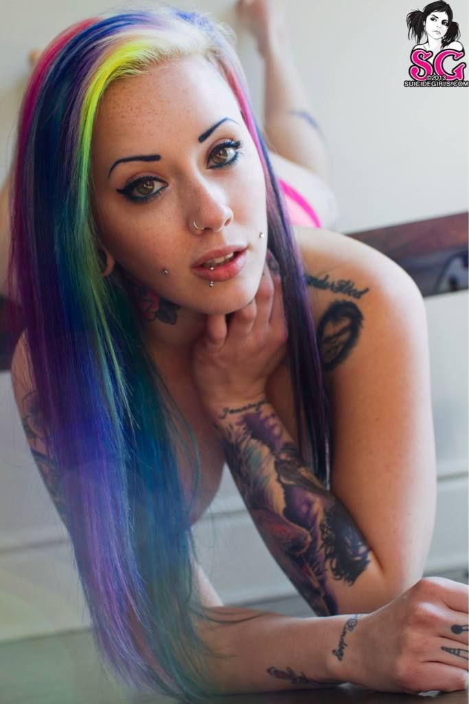 chrissy lynne add nude girl rainbow hair photo