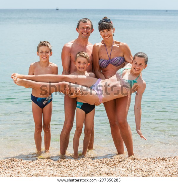 Best of Nudist family portraits