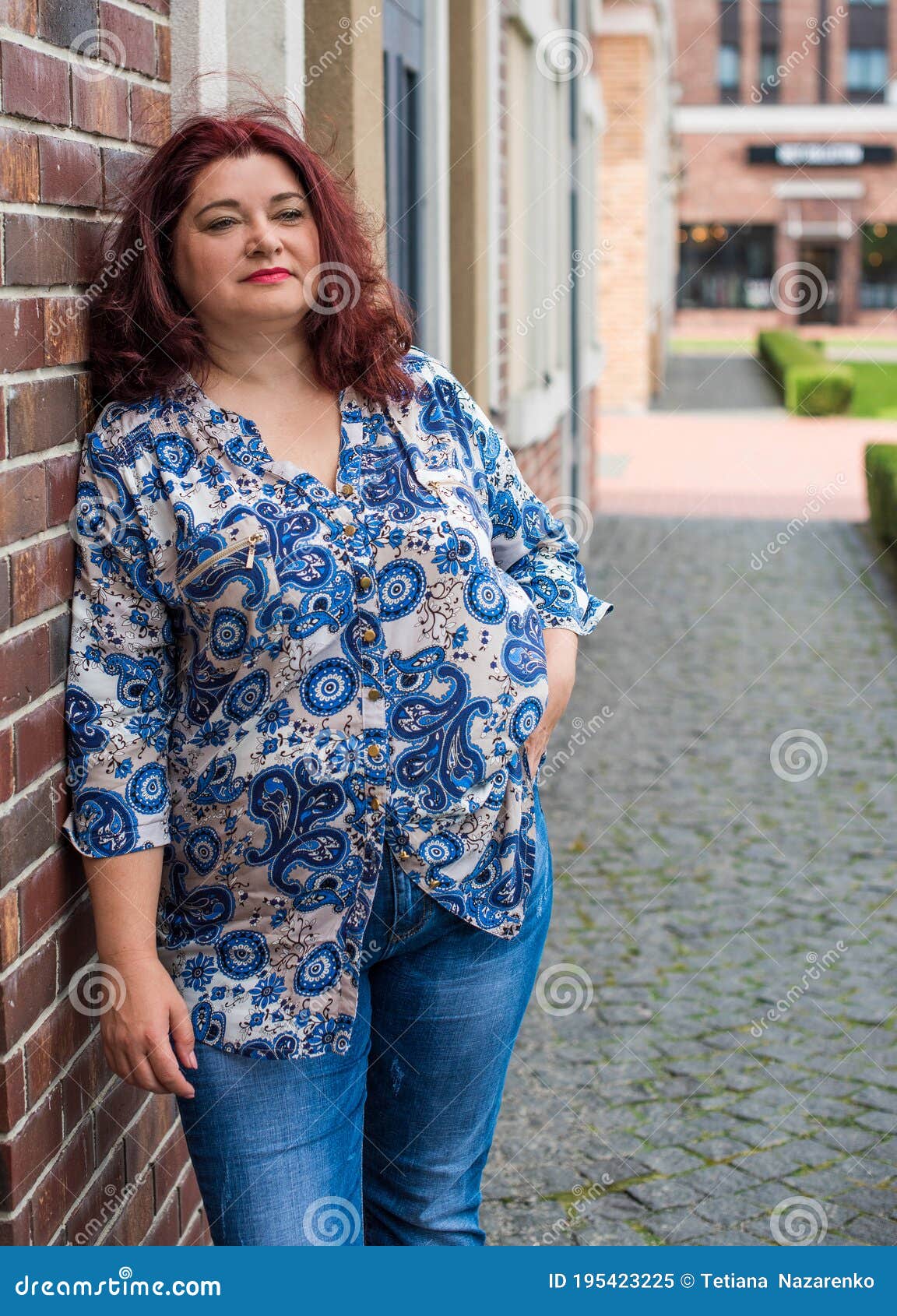 anne gallart recommends older full figured women pic