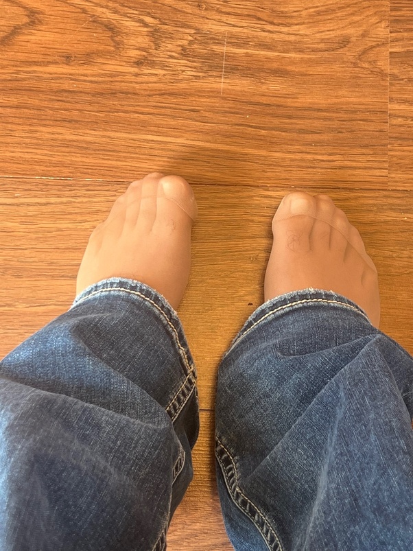 derek orlando share pantyhosed feet fetish photos