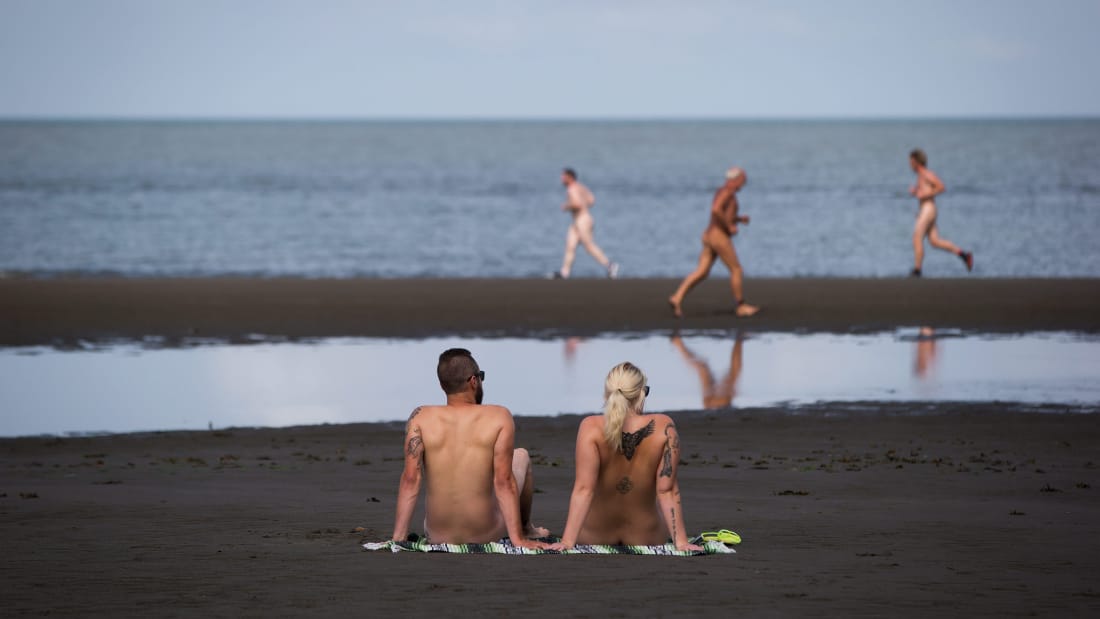 christelle nader recommends Playas Nudistas Para Familias