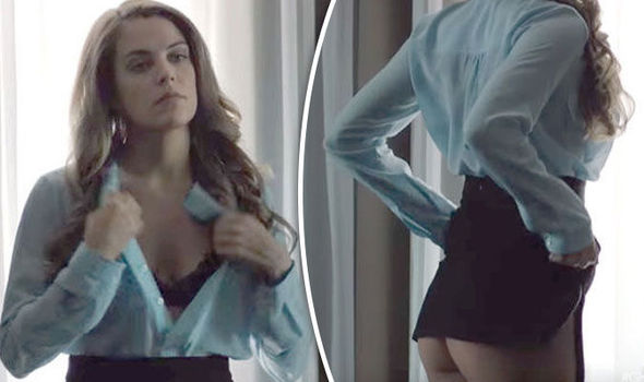 riley keough sexy