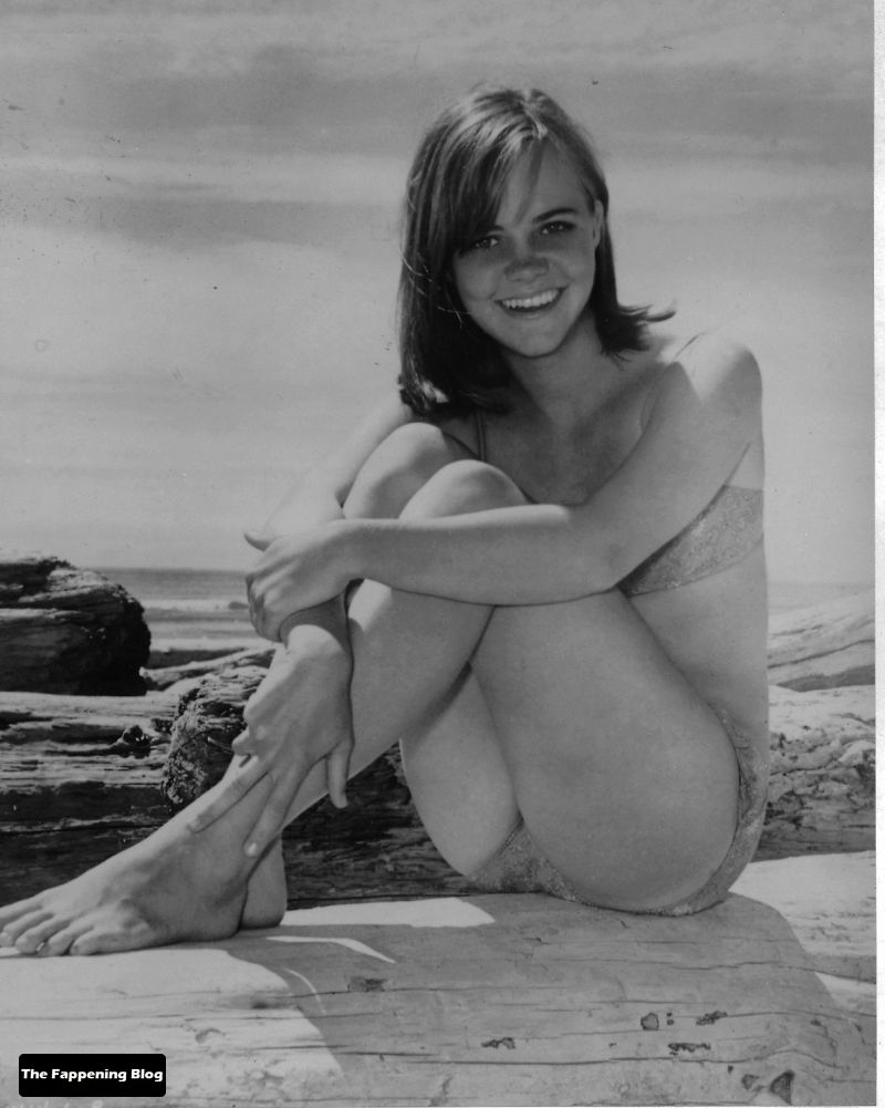 byron staples recommends Sally Field Naked Photos