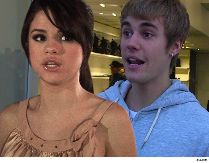 dana hyde share selena gomez leaked naked photos