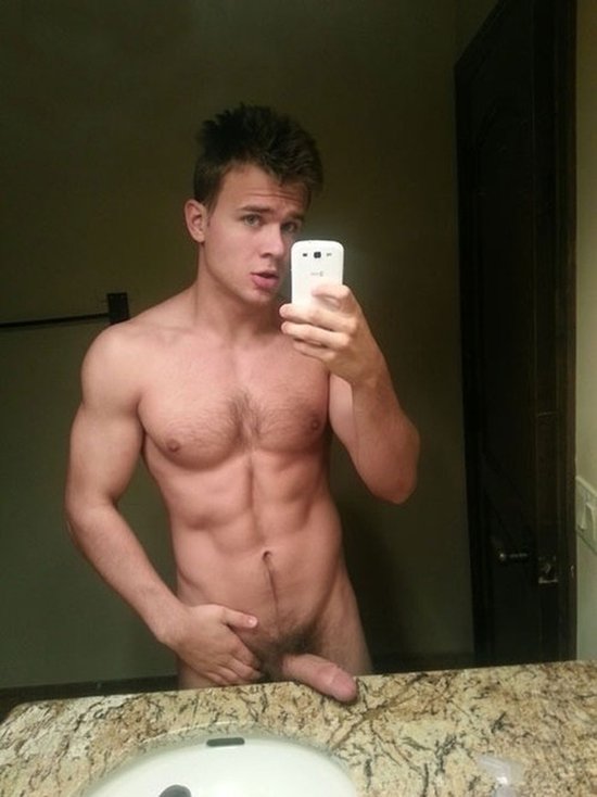 Sexy Guy Nudes mujeres pajiandose