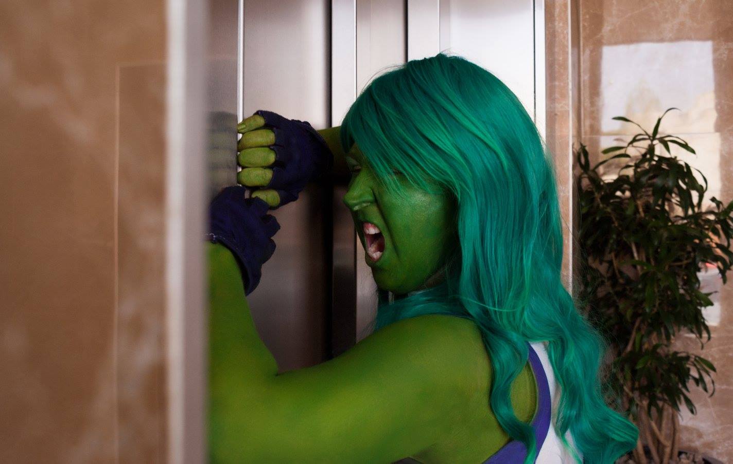 alfie mehrabani recommends sexy she hulk cosplay pic