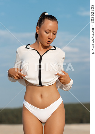 burhan yerden add photo sexy woman taking off bra