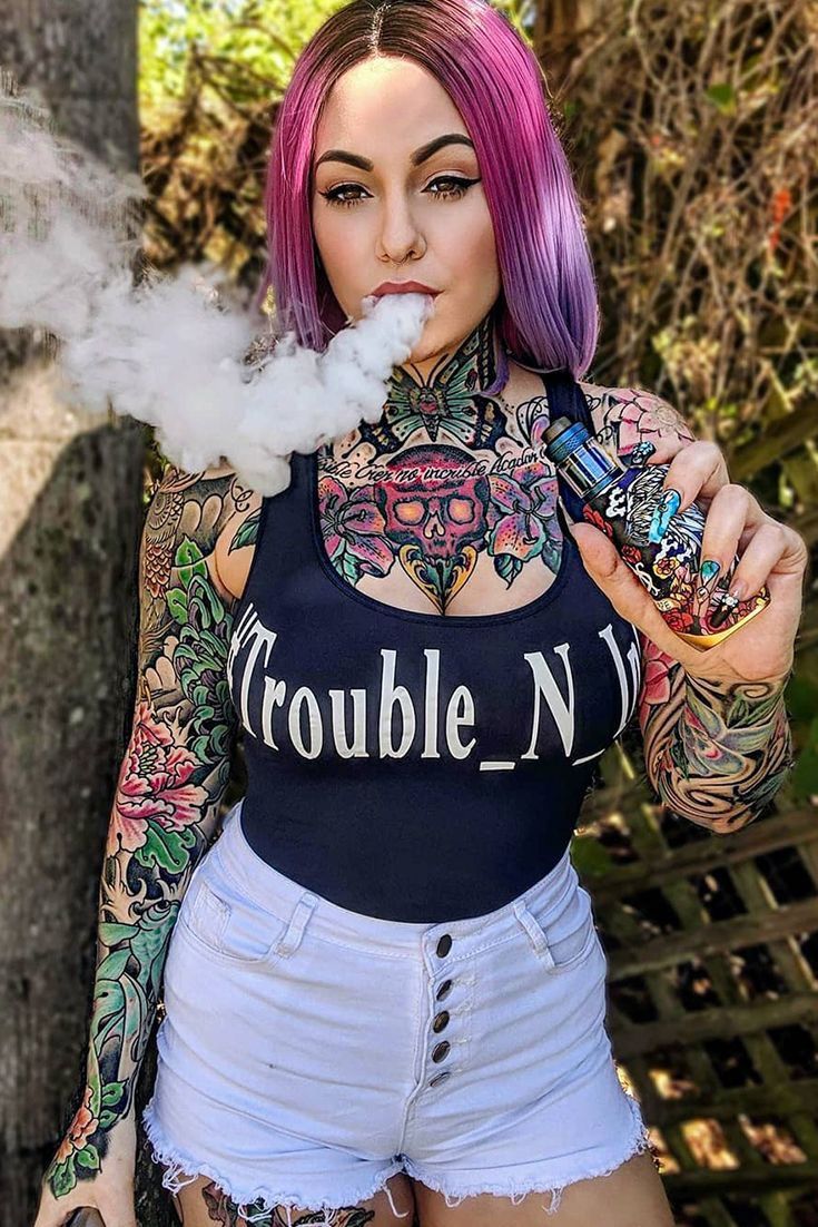 arjuna caem share sexy women smoking weed photos