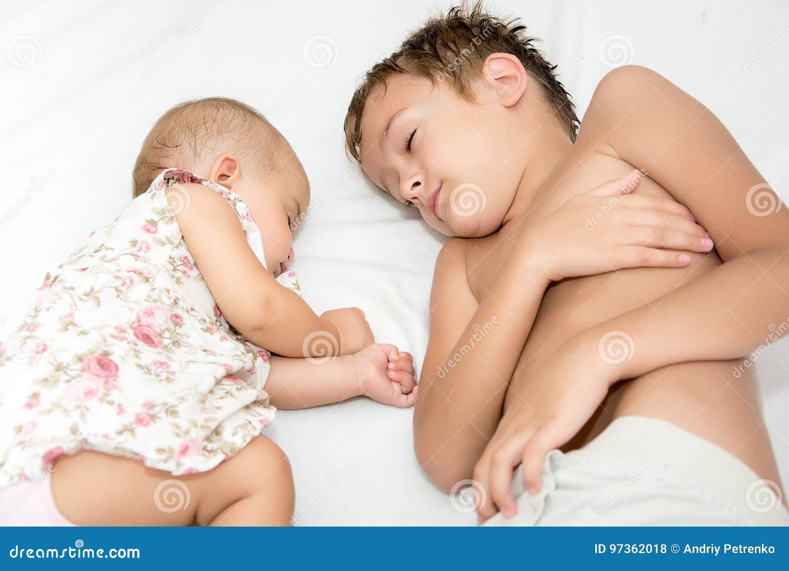 allison baldi recommends sister brother sleeping together pic