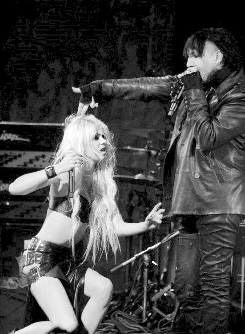 bobbie padjen recommends taylor momsen and marilyn manson pic