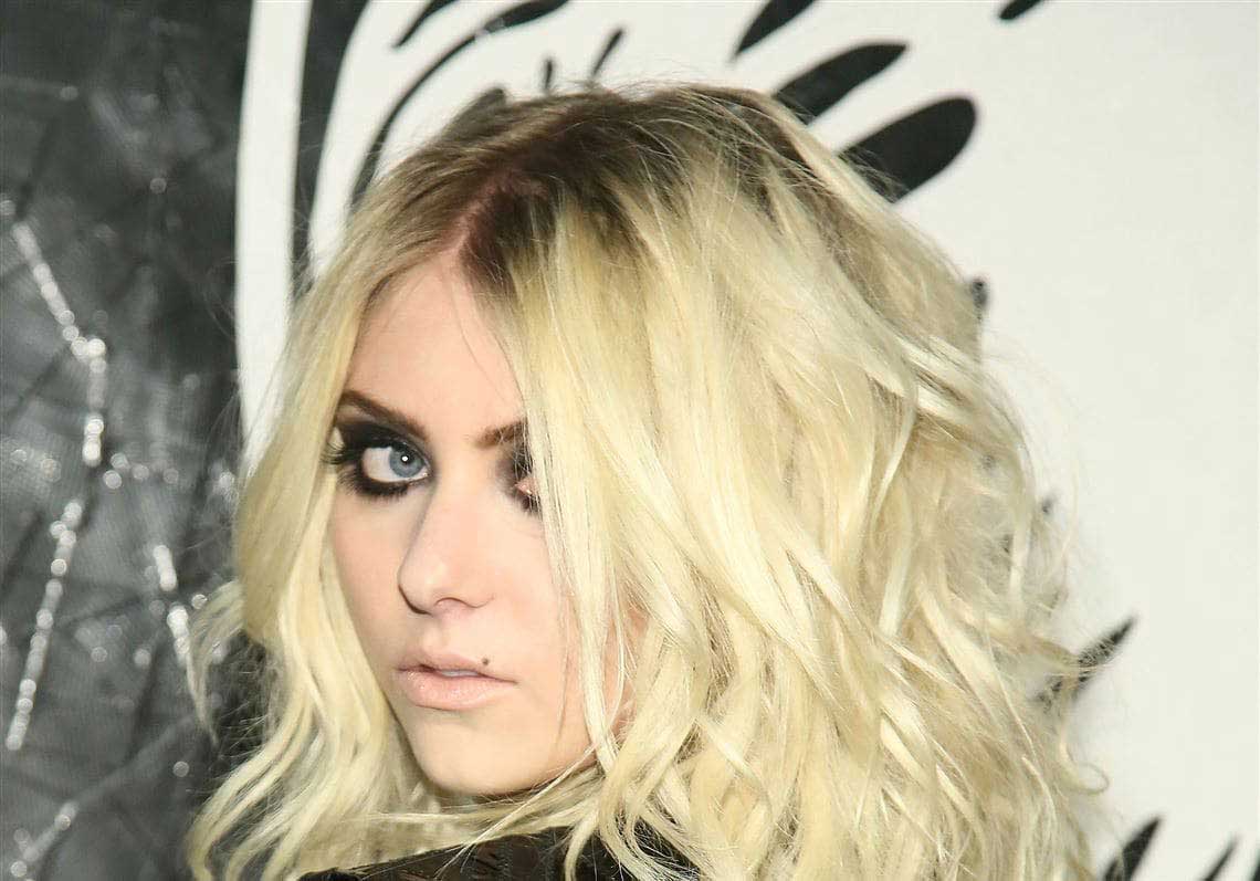 brian walling recommends taylor momsen nose job pic