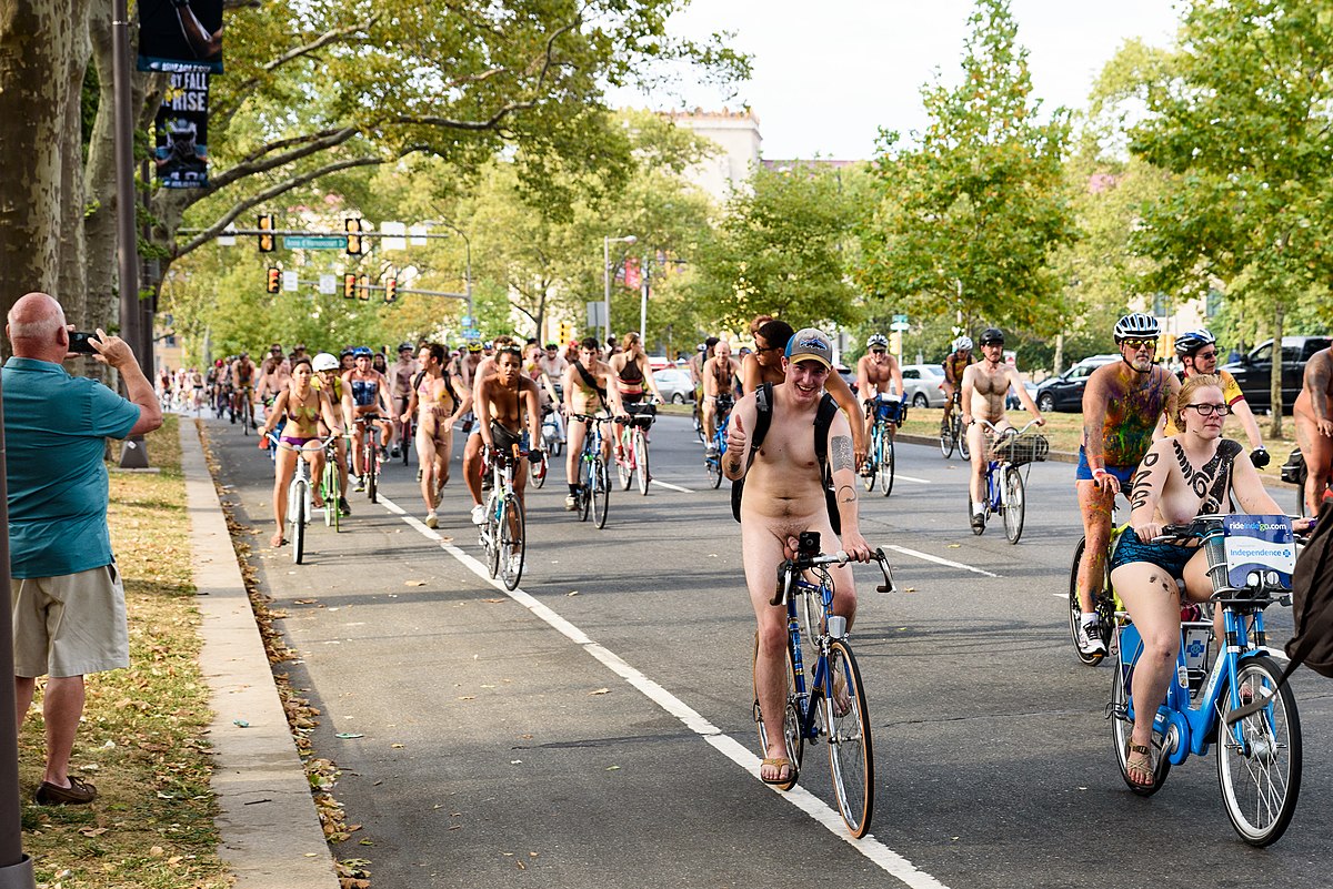 bronwyn larkins recommends Women Riding Bikes Nude