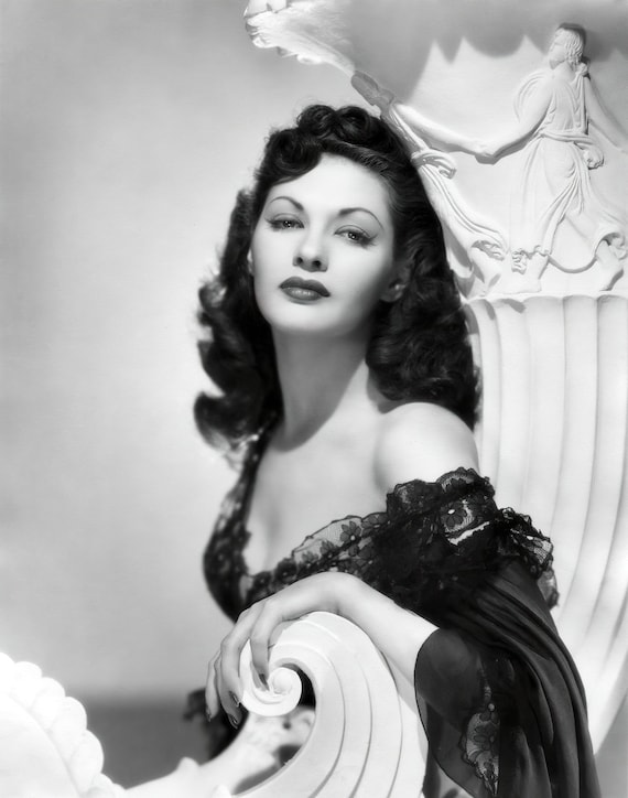 douglas burd recommends Yvonne De Carlo Sexy Pics